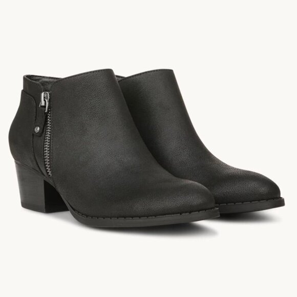 LifeStride Blake Zip Ankle Bootie (WIDE) - Picture 1 of 5